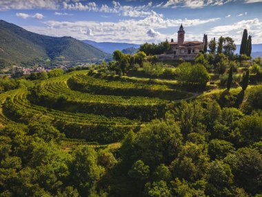 IWSC heads to Franciacorta for Global Judging 2025